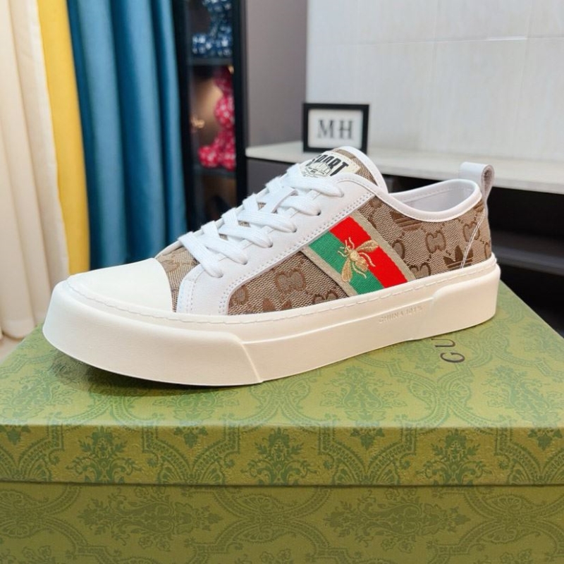 G*u*i casual shoes